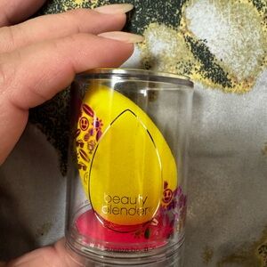 Beautyblender® Joy - Yellow
